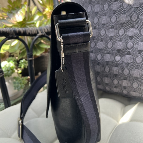 COACH F72108 SULLIVAN SMALL MESSENGER IN SPORT CALF LEATHER BLACK NWT - Picture 6 of 10